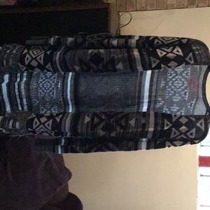 Justice- black/white long cardigan #031